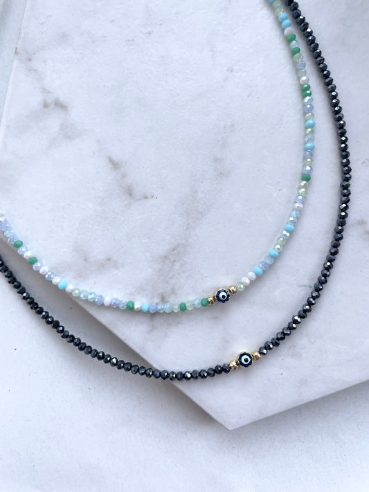 Magic eye beaded choker